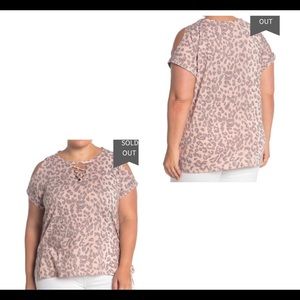 💞NWT DEMOCRACY leopard print cold shoulder top 1X